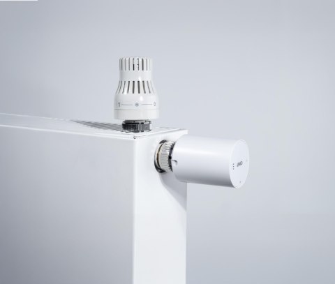 ENGO Controls Inteligentny zestaw ogrzewania Bieły (E25-BATW-4 + ETRV-M30)