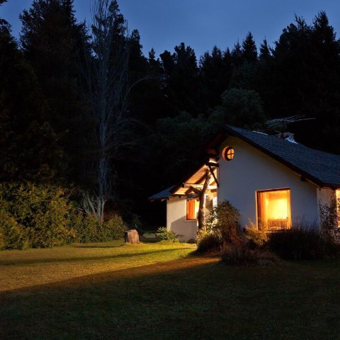 Kamera bezprzewodowa EZVIZ EB3 (3MP) typ-C + Panel Solarny Kamera bezprzewodowa EZVIZ EB3 (3MP) typ-C + Panel Solarny