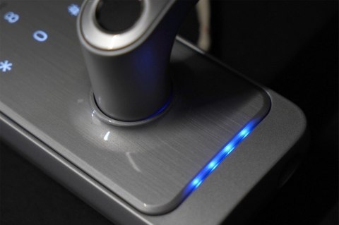 Klamka z kontrolerem dostępu biometria, TTLock/TTHotel, Mifare, szyfrator silver Klamka z kontrolerem dostępu biometria, TTLock/TTHotel, Mifare, szyfrator silver