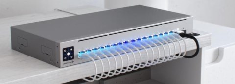 UBIQUITI UNIFI SWITCH PRO MAX 16 POE (USW-Pro-Max-16-PoE) UBIQUITI UNIFI SWITCH PRO MAX 16 POE (USW-Pro-Max-16-PoE)